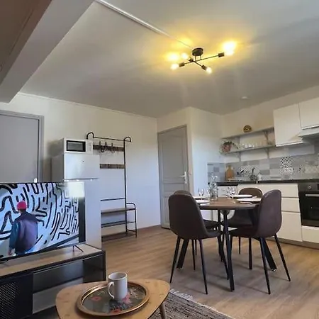 Appartement. 2 A 4 Pers. Lit Queen-Size. Au Calme. Valréas Exterior foto