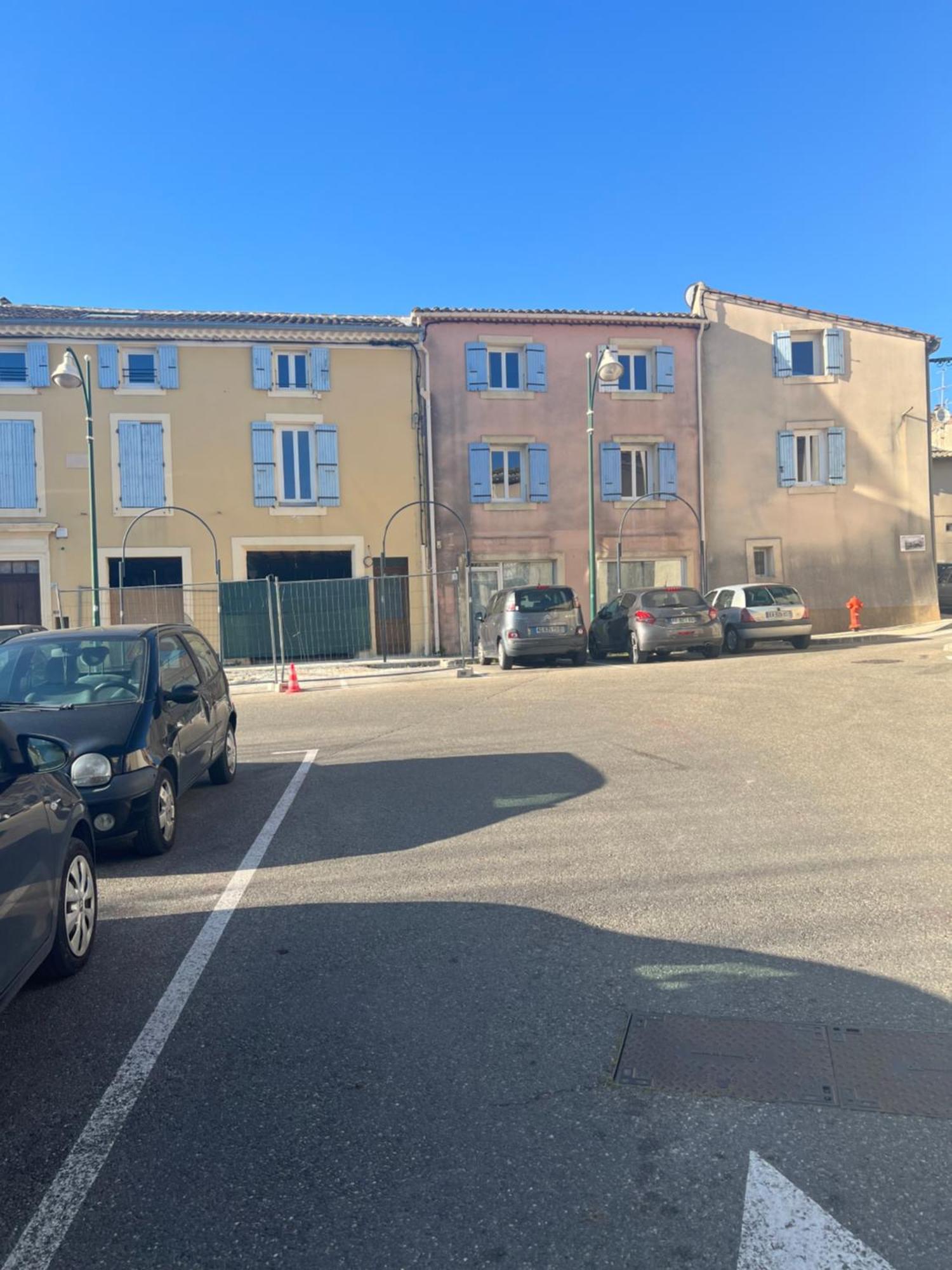 Apartment Appartement. 2 A 4 Pers. Lit Queen-size. Au Calme. *